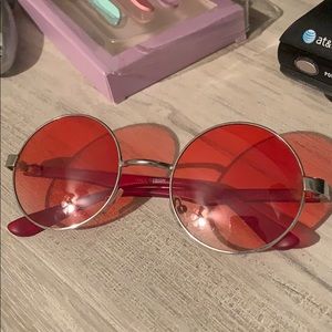 Circle sunnies